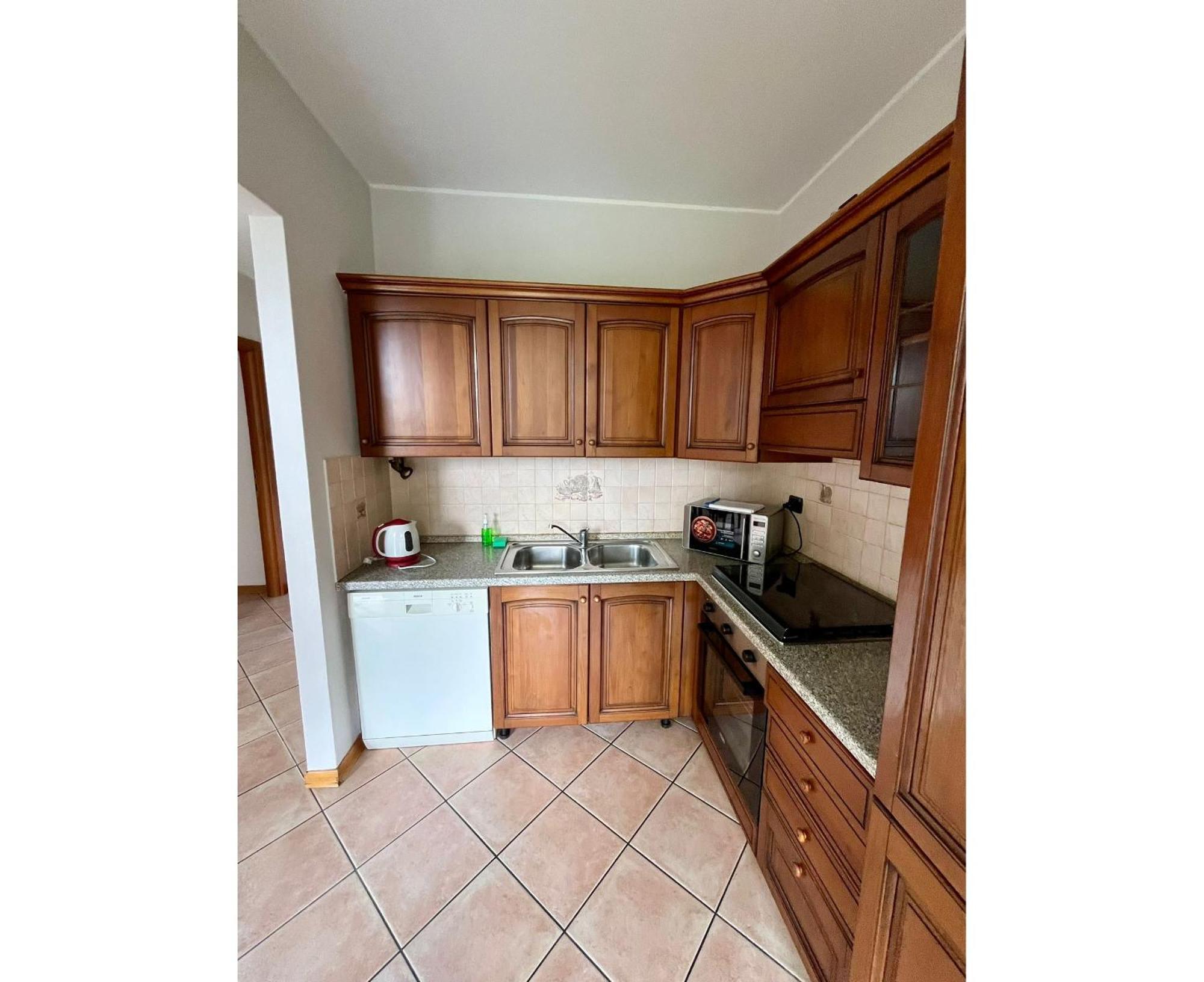 Apartment With Garden And Garage Dongo - Larihome A28 Kültér fotó