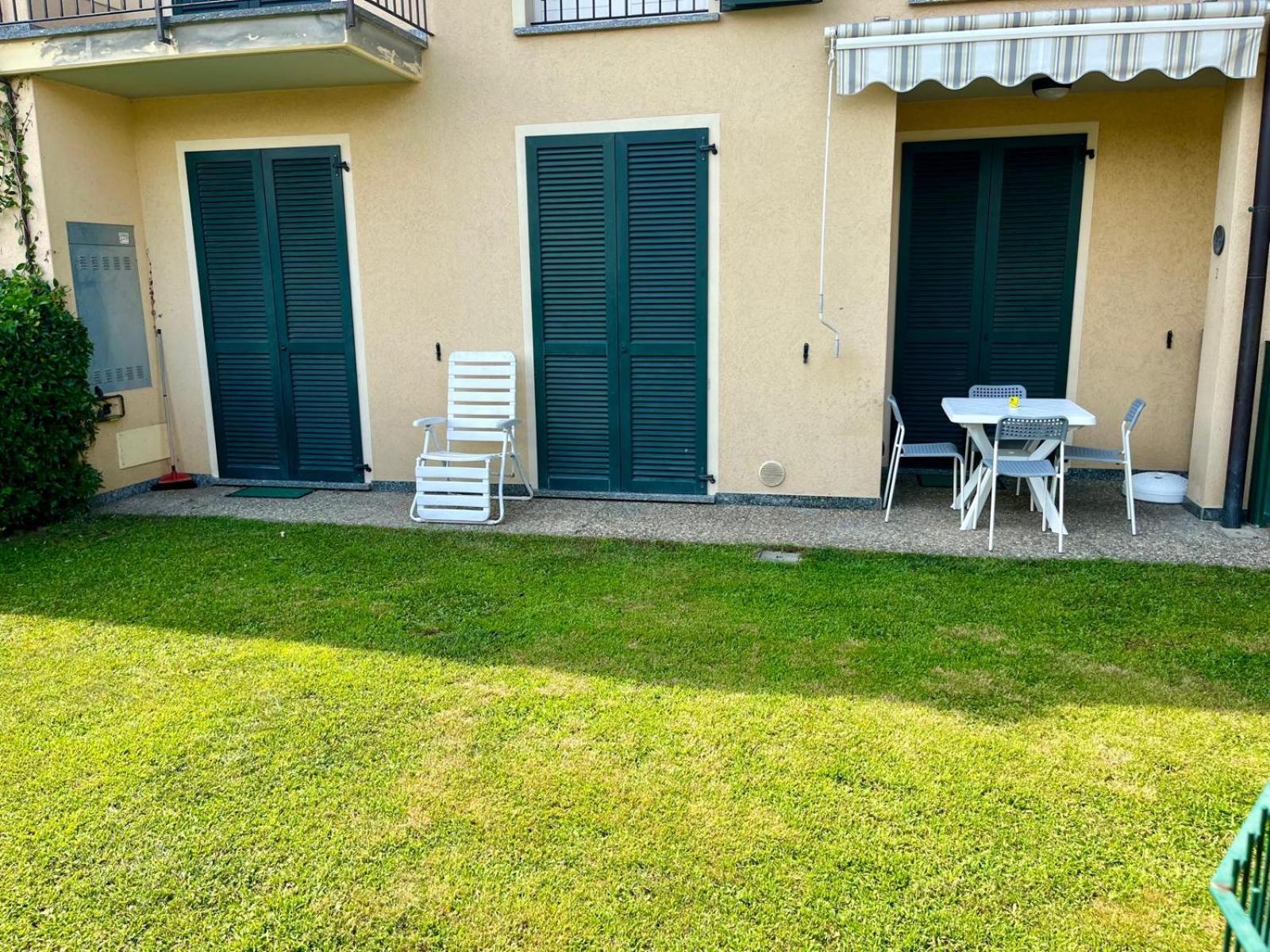 Apartment With Garden And Garage Dongo - Larihome A28 Kültér fotó